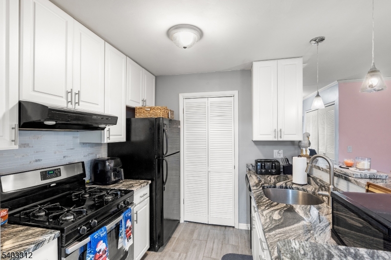 Waters Edge - Residential