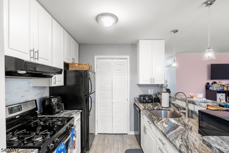 Waters Edge - Residential