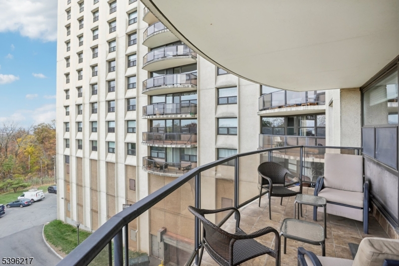 Claridge 2 - Residential