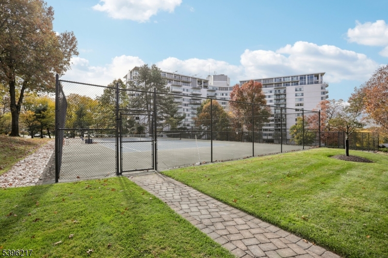 Claridge 2 - Residential