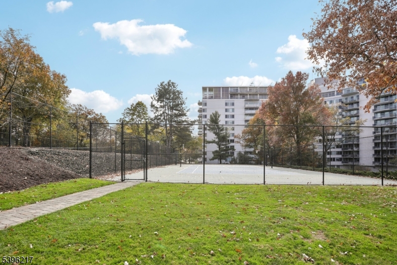 Claridge 2 - Residential