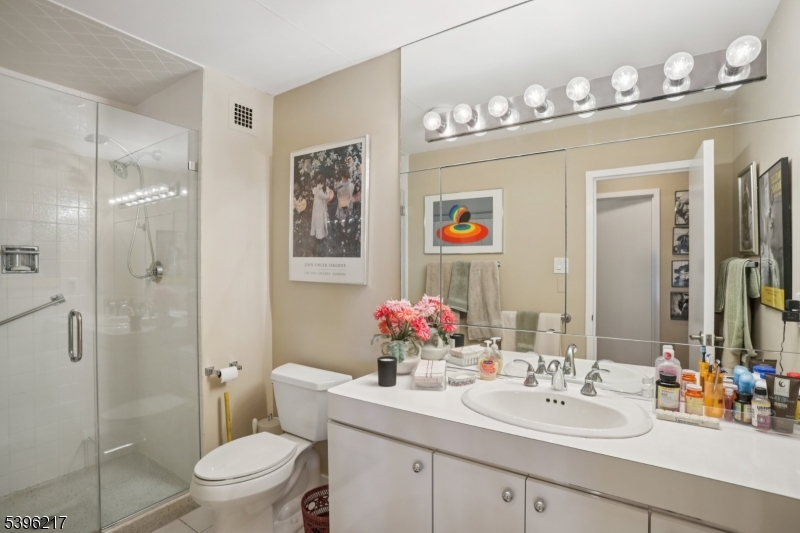 Claridge 2 - Residential