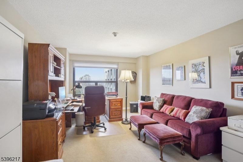 Claridge 2 - Residential