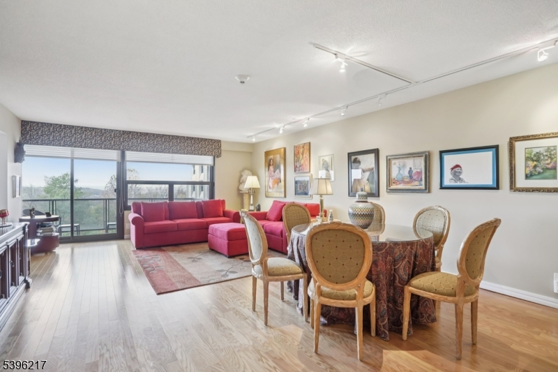 Claridge 2 - Residential