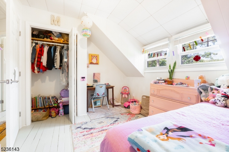 Mount Tabor - Residential