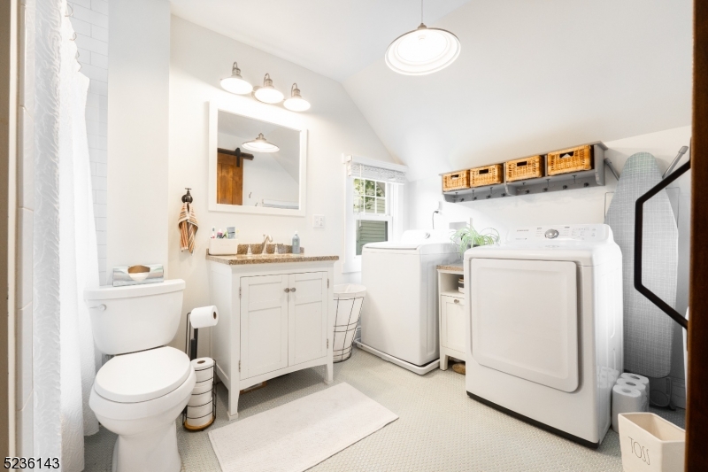 Mount Tabor - Residential