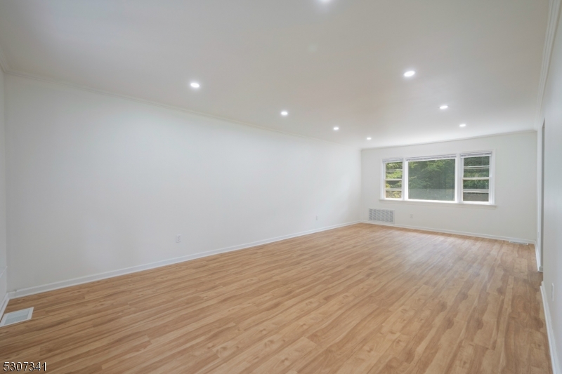 Hillcrest Estates - Residential