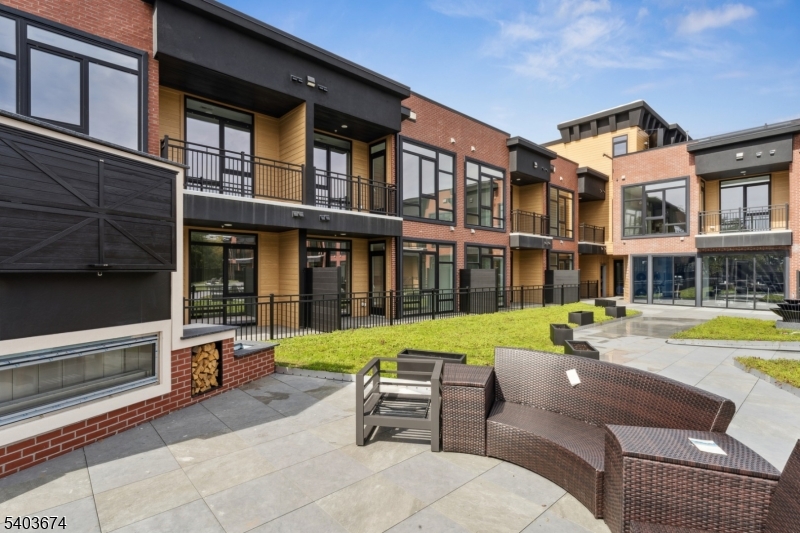 Veranta by Kontos - Residential Lease