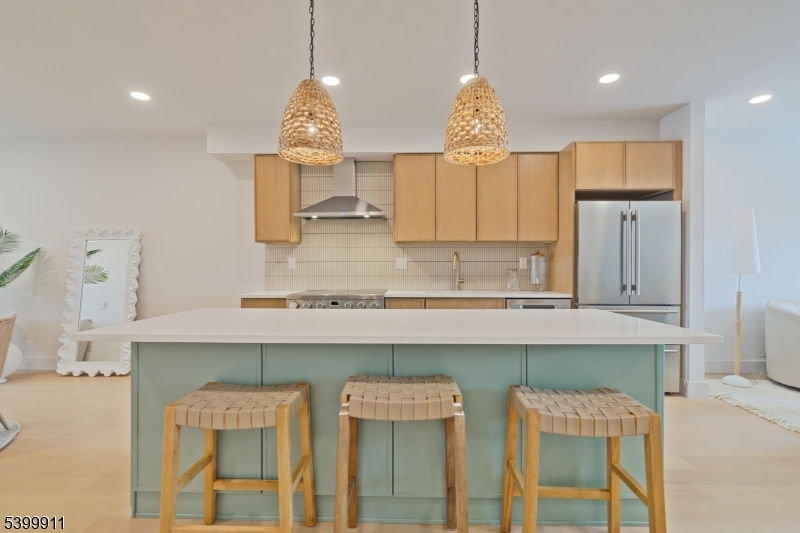 Avon Lakeview Townhomes - Residential