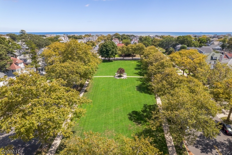 Avon Lakeview Townhomes - Residential