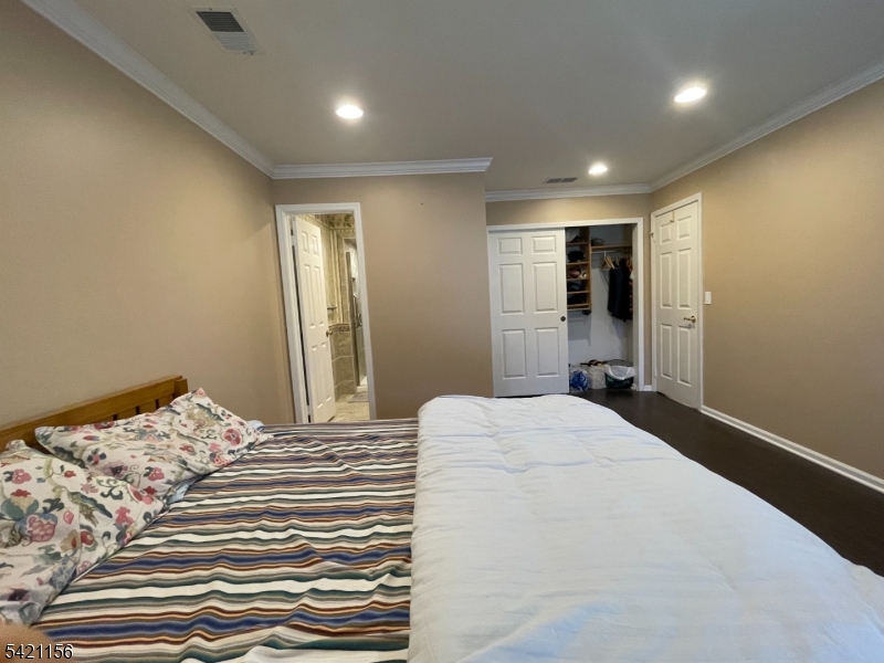 Spring Ridge - Residential