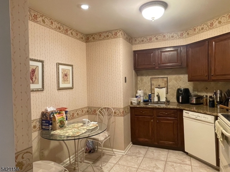 Spring Ridge - Residential