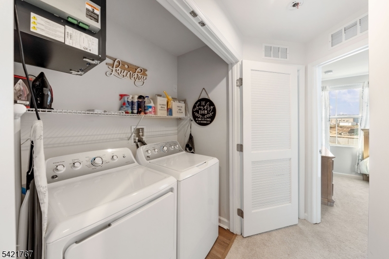 Nature's Legacy Hawk Pointe - Residential