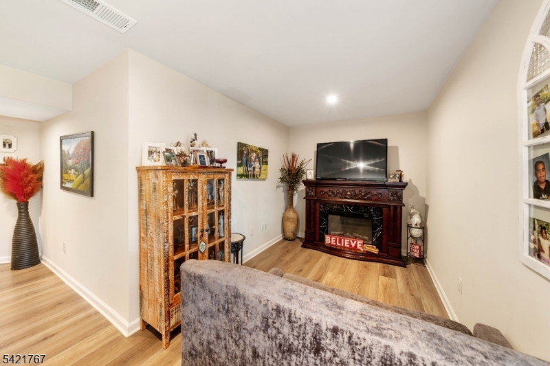 Nature's Legacy Hawk Pointe - Residential