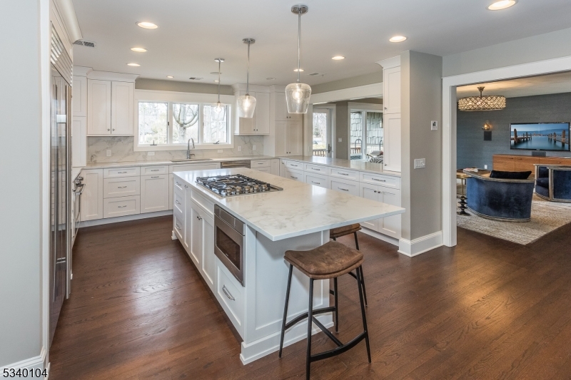 1 Normandy Blvd