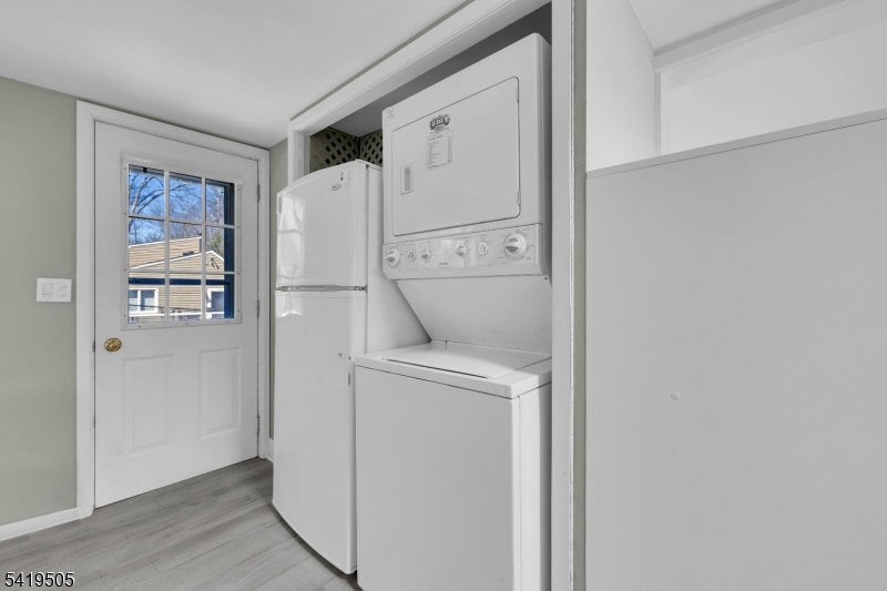 Cozy Lake/Oak Ridge - Residential