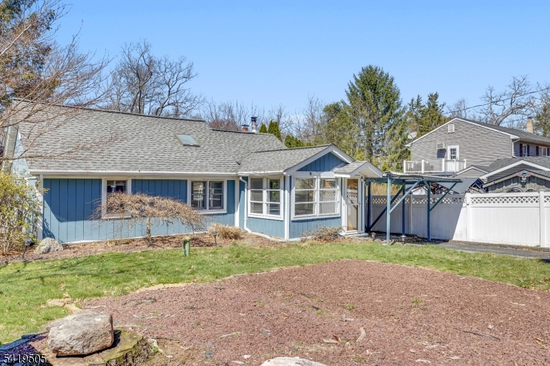 Cozy Lake/Oak Ridge - Residential