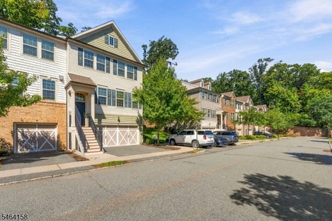 82 Albert Ct, Randolph Twp., NJ 07869 - #: 4055721