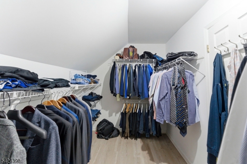 Preakness Hill - Residential