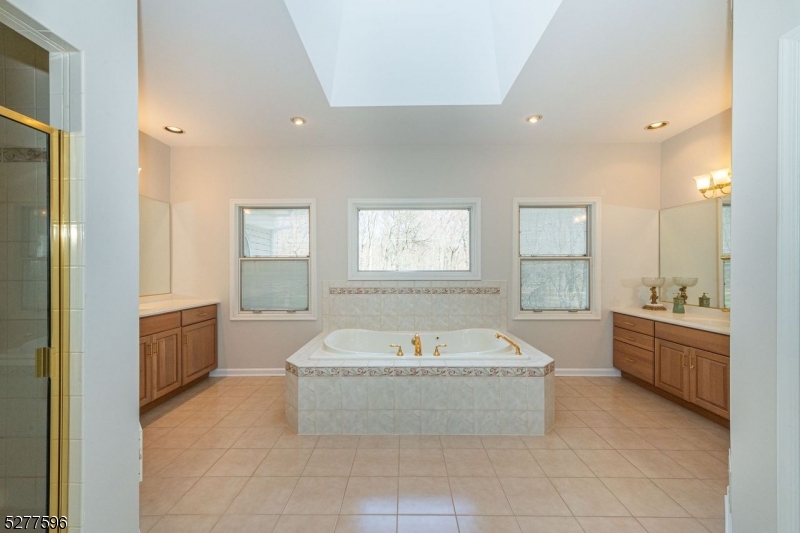 Ravenswood - Residential