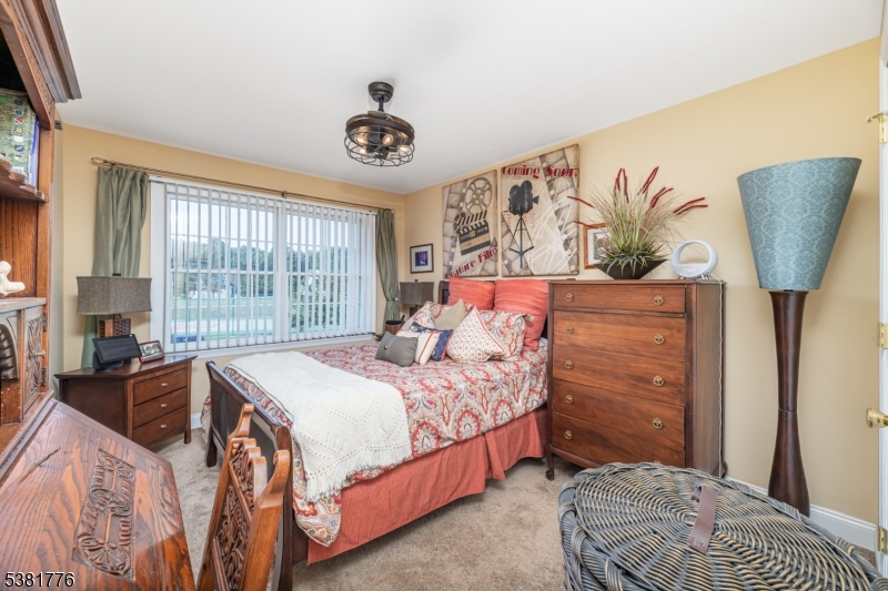 Clove Hill Manor - Residential