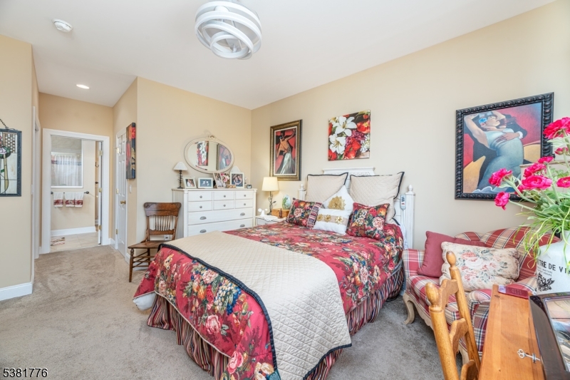 Clove Hill Manor - Residential