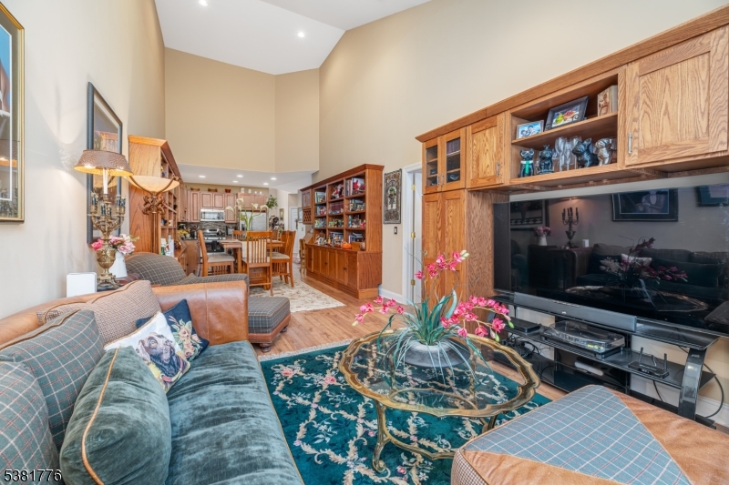 Clove Hill Manor - Residential