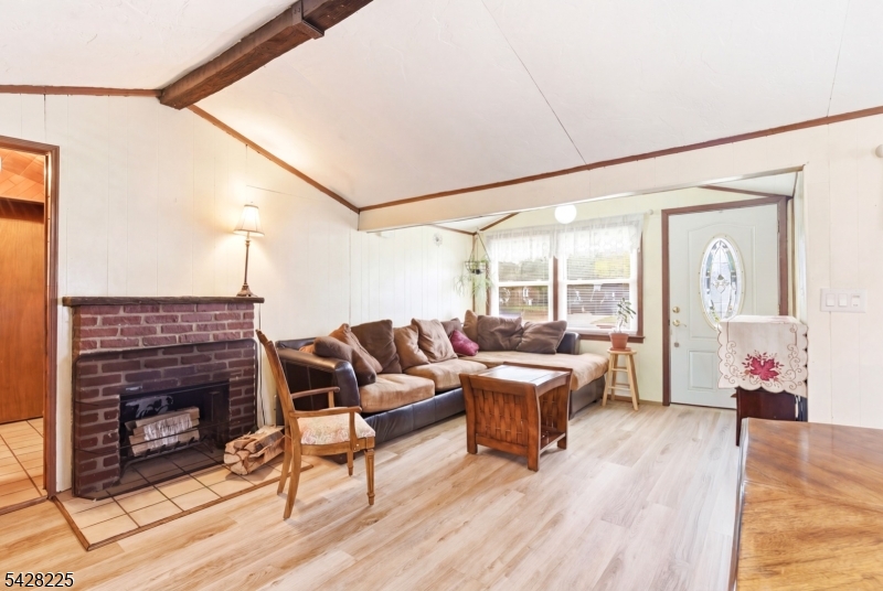Cherry Quay Section - Residential