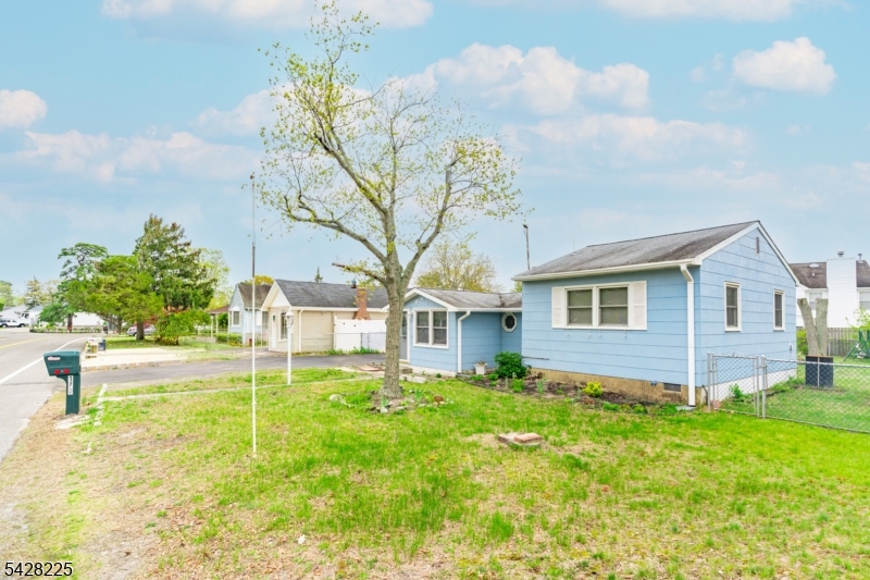 Cherry Quay Section - Residential