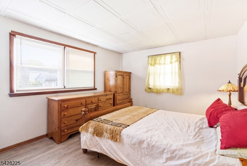 Cherry Quay Section - Residential