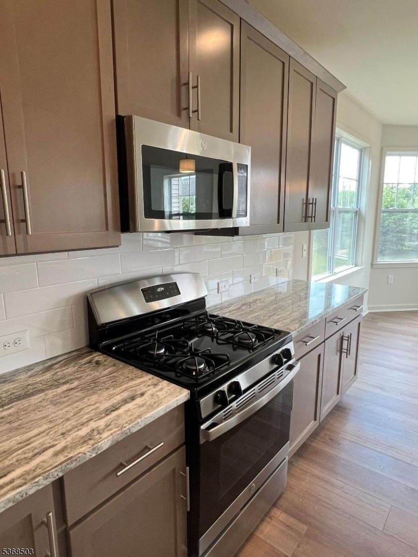 Gateway at Royce Brook - Residential