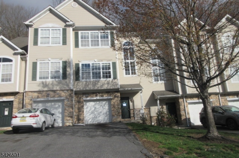 FAIRWAY GREENS - Residential