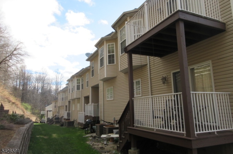 FAIRWAY GREENS - Residential