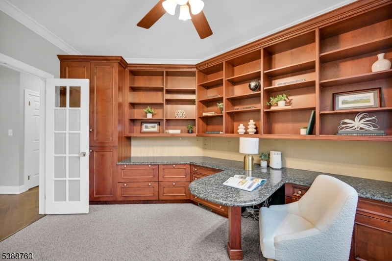 Reservoir Ridge - Residential