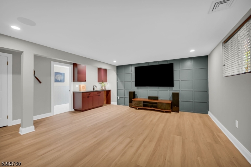 Reservoir Ridge - Residential