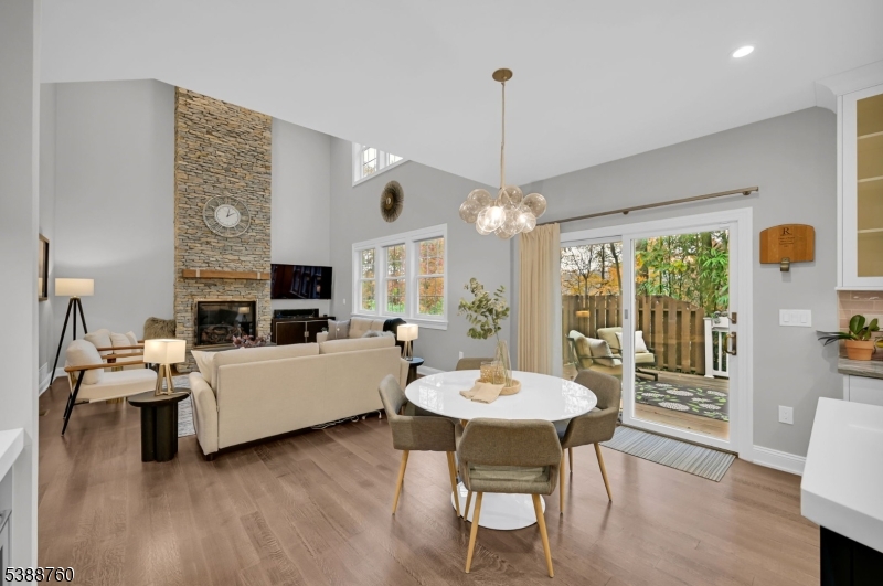 Reservoir Ridge - Residential