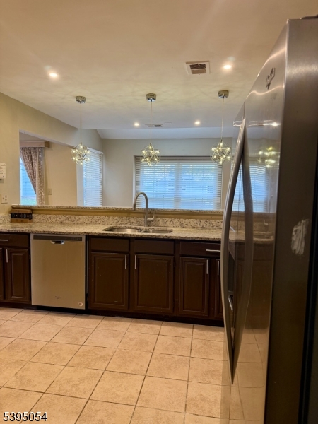 QUAIL BROOK PH IIA - Residential Lease