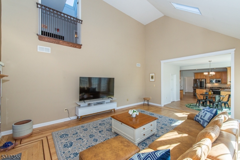 CROWN HEIGHTS - Residential