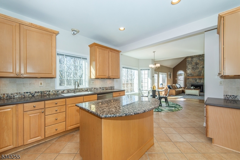 CROWN HEIGHTS - Residential