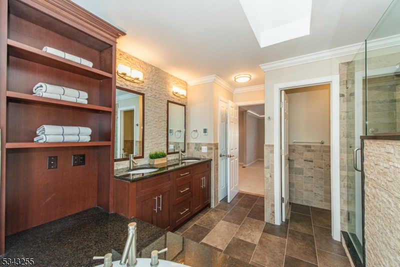 CROWN HEIGHTS - Residential