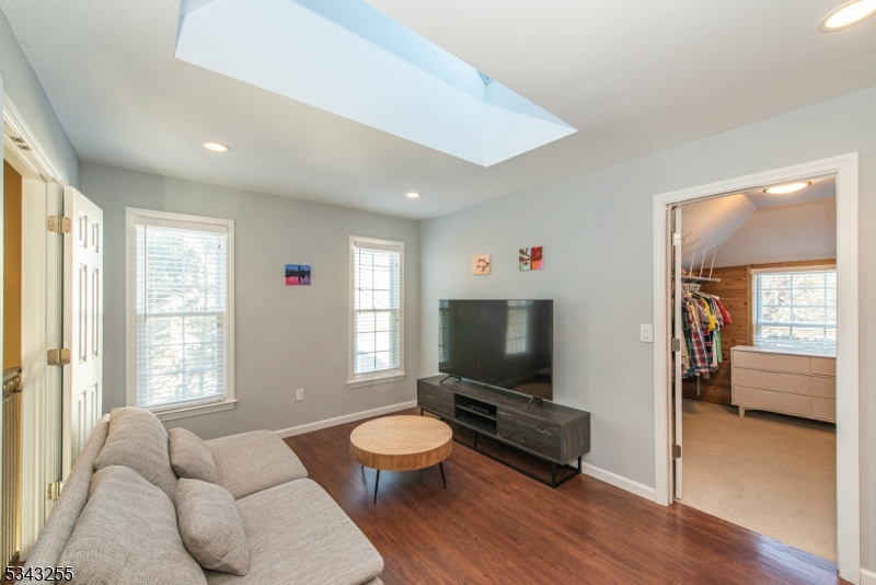 CROWN HEIGHTS - Residential