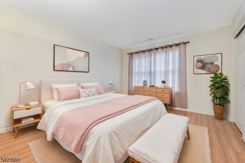 Canal Walk - Residential