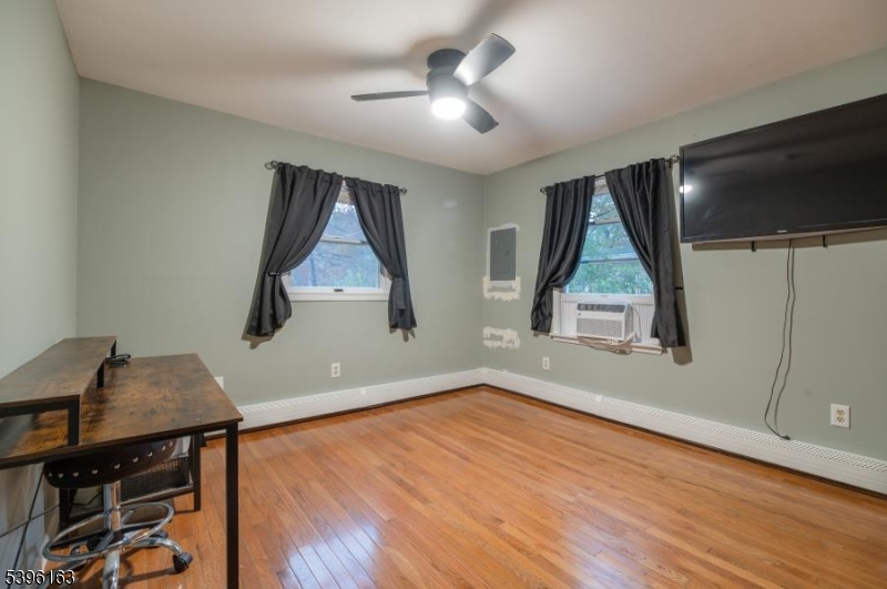 Skyline Lakes - Residential