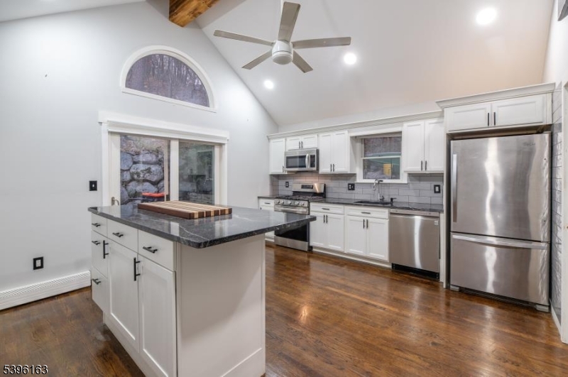 Skyline Lakes - Residential