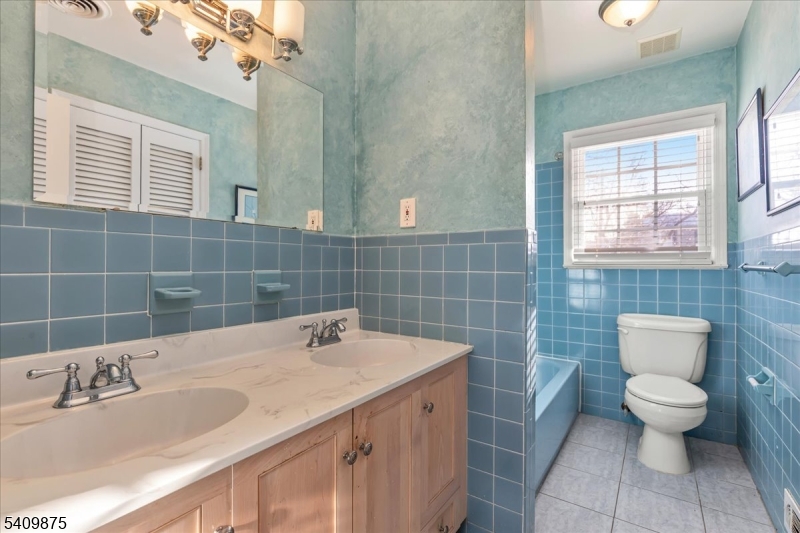 Nomahegan Hills - Residential