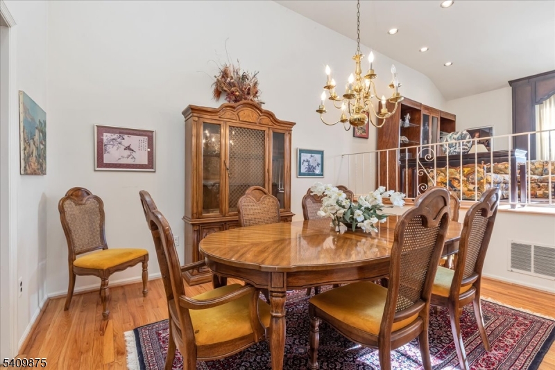 Nomahegan Hills - Residential