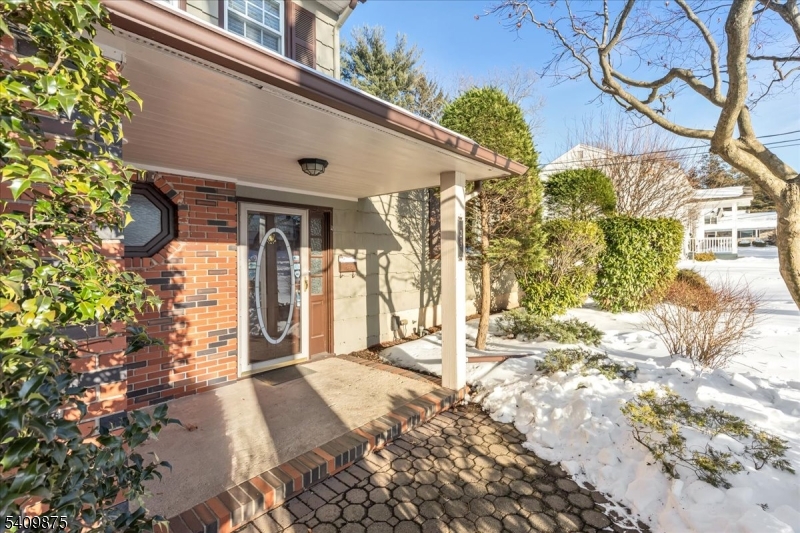 Nomahegan Hills - Residential