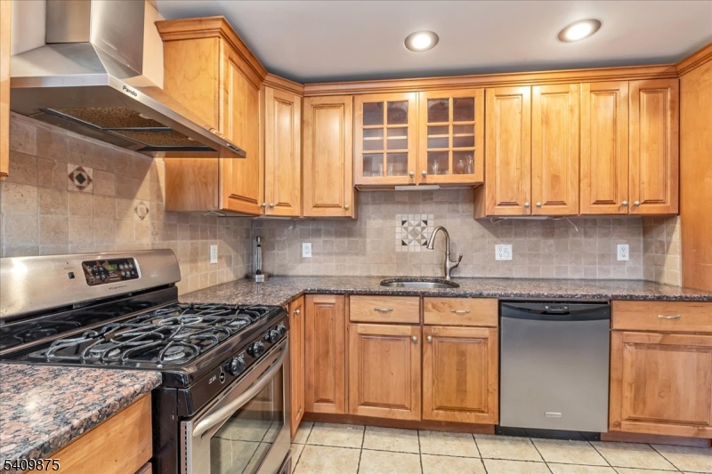 Nomahegan Hills - Residential