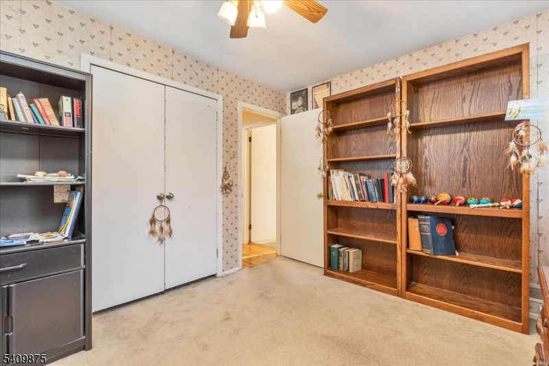 Nomahegan Hills - Residential