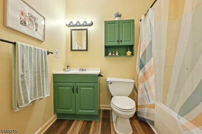 Seasons Glen - Residential